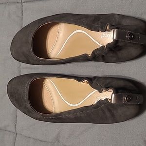 Earthies Tolo Black Suede 8D women's shoe